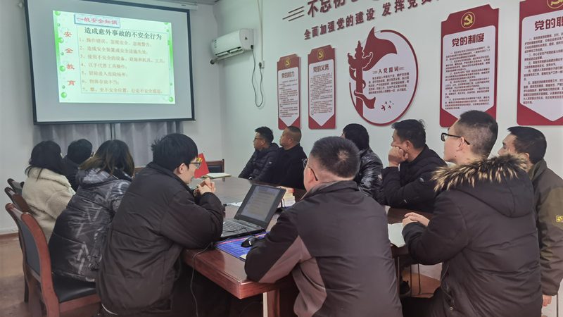 焊工培训费用通常由以下几个方面构成：