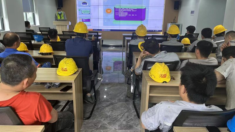 叉车证办理：费用之外，你还需要了解这些